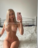 Анкета проститутки Каролина - метро Коньково, возраст - 22